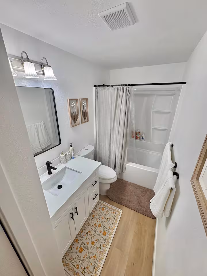 682 Dayton Ave NE — Right Unit — photo 11